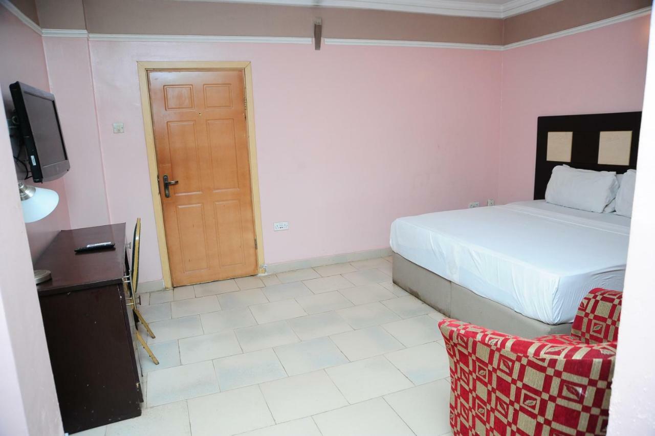 Richton Hotel And Suites Abeokuta Kültér fotó