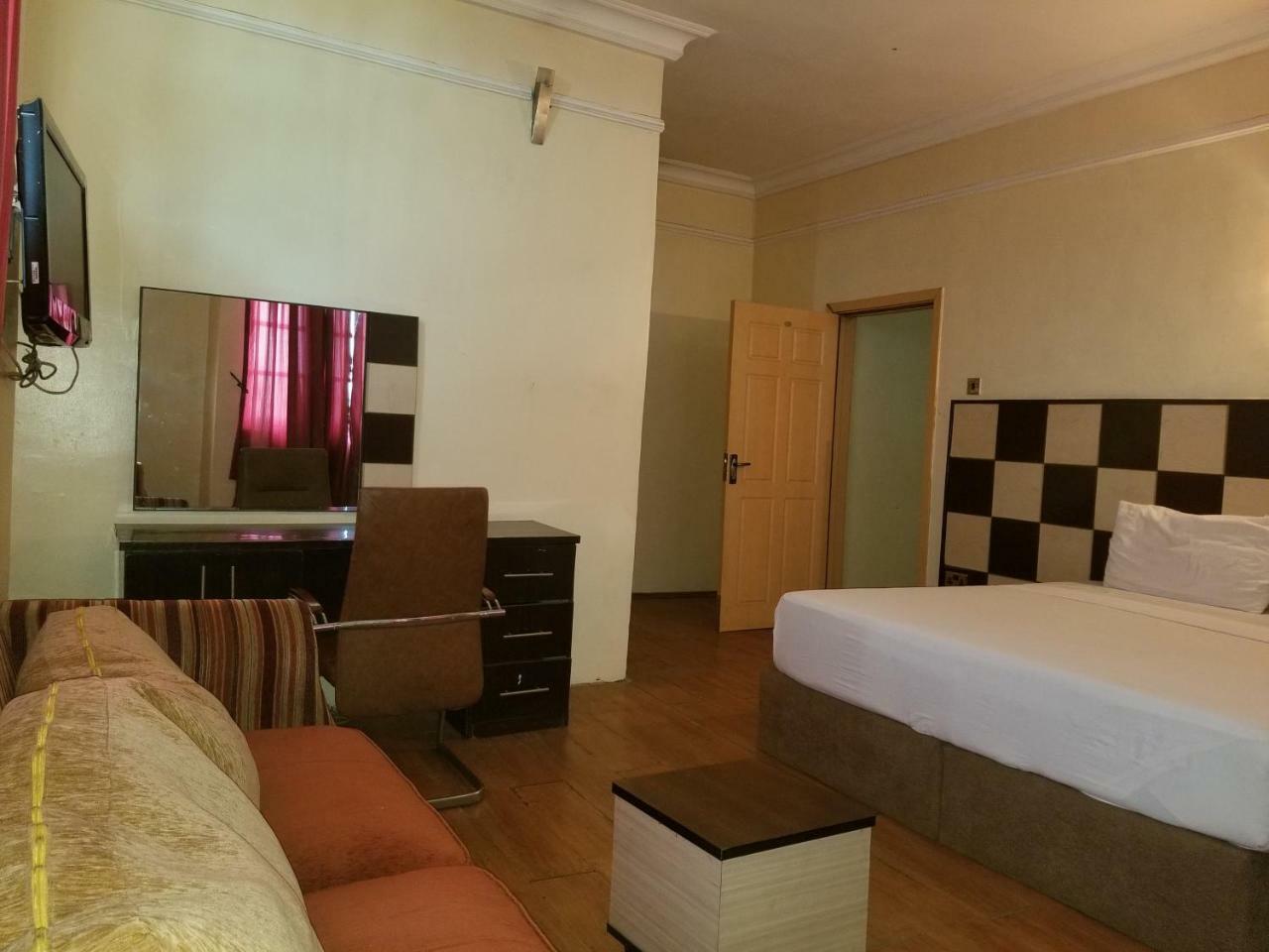 Richton Hotel And Suites Abeokuta Kültér fotó